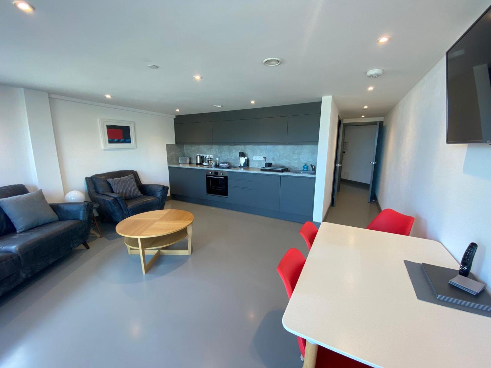 2 The View Apartments Ilfracombe - Seafront, Parking, Lift, Ev 外观 照片